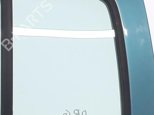 Vidro porta trás esquerda RENAULT CLIO II (BB_, CB_) 1.2 16V (BB05, BB0W, BB11, BB27, BB2T, BB2U, BB2V, CB05,... (75 hp) 29847211