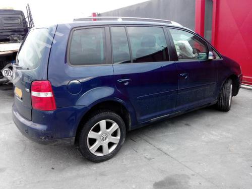 Fuse box VW TOURAN (1T1, 1T2) 1.9 TDI | BP25696792E1 
