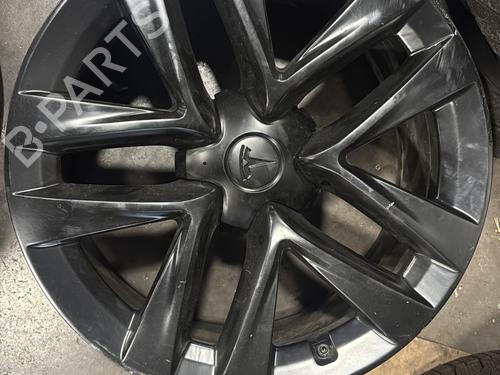 Used Rim Rim TESLA MODEL S (5YJS) EV AWD (670 hp) 25676295 25676295