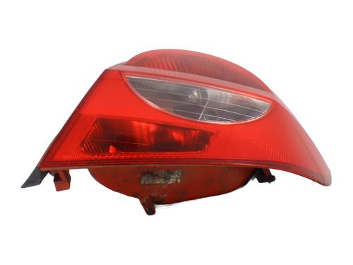 right-taillight-renault-clio-iii-br01-cr01-2005-2006-2007-2008-2009-2010-2011-2012-2013-2014-31856860 main image