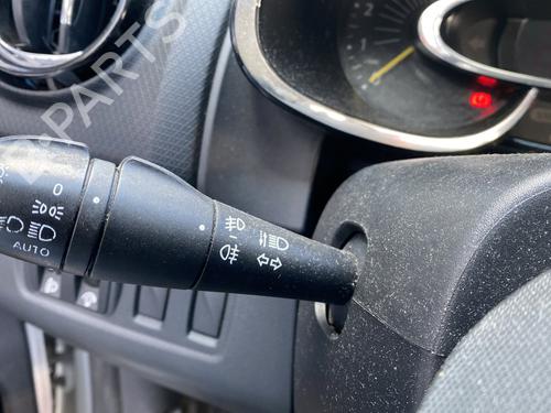 Used Switch RENAULT CLIO IV Grandtour (KH_) 1.5 dCi 90 (KHN3, KHN4) (90 hp) 25684954