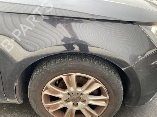 Forskærm Højre AUDI A1 (8X1, 8XK) 1.6 TDI (105 hp) 32993470