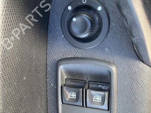 Used Left front window switch Left front window switch RENAULT KANGOO Express (FW0/1_) [2008-2026] 33535379 33535379