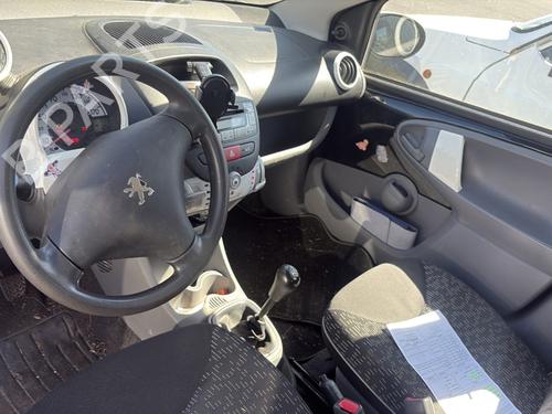 Used Driver airbag Driver airbag PEUGEOT 107 (PM_, PN_) 1.0 (68 hp) 34043948 34043948