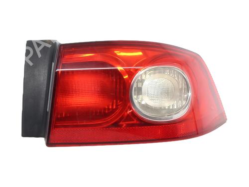 Used Right taillight RENAULT LAGUNA II Grandtour (KG0/1_) 1.9 dCi (125 hp) 25681522