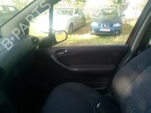 Front bumper MERCEDES-BENZ A-CLASS (W168) A 170 CDI (168.009, 168.109) | BP25687146C7 
