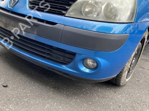 Used Front bumper RENAULT CLIO II (BB_, CB_) 1.5 dCi (B/CB07) (65 hp) 27998625