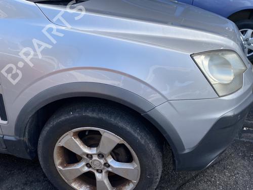 Used Right front fenders OPEL ANTARA A (L07) 2.0 CDTI 4x4 (150 hp) 32044657