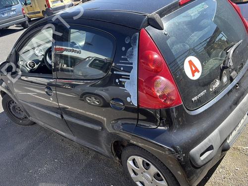 Used Left taillight Left taillight PEUGEOT 107 (PM_, PN_) 1.0 (68 hp) 34043935 34043935