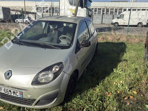 Rear bumper RENAULT TWINGO II (CN0_) 1.5 dCi (CN0E) | BP32189362C8