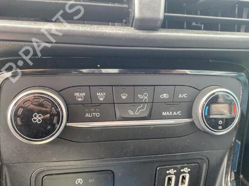 Used Climate control Climate control FORD ECOSPORT 1.0 EcoBoost (100 hp) 25686727 25686727