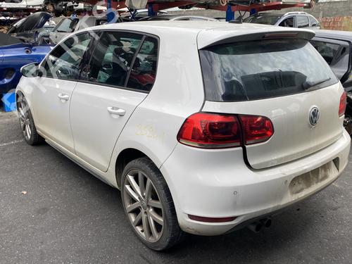 Right tailgate light VW GOLF VI (5K1) 2.0 TDI | BP25690730C80 - Image 8