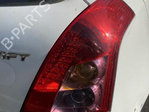 Used Right taillight SUZUKI SWIFT III (MZ, EZ) 1.3 DDiS (RS413D) (75 hp) 25695304