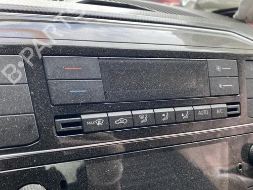 Used Climate control Climate control VW UP! (121, 122, BL1, BL2, BL3, 123) e-Up (83 hp) 25690572 25690572