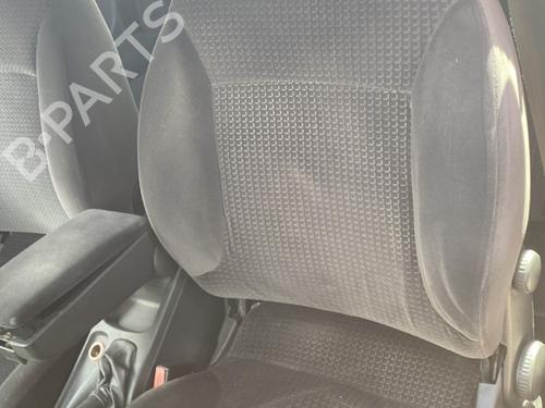 Used Left front seat FIAT STILO (192_) 1.9 JTD (192_XF1A) (80 hp) 27998439