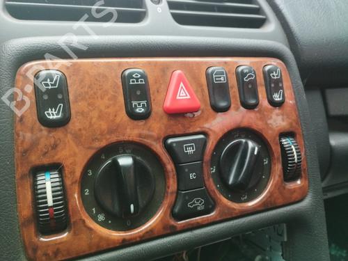 Used Climate control MERCEDES-BENZ CLK Convertible (A208) CLK 200 (208.435) (136 hp) 25690292