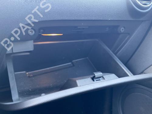 Handskerum SEAT LEON (1P1) 1.9 TDI (105 hp) 30444458