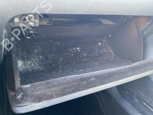 Used Glove box Glove box VW GOLF VI (5K1) 1.4 (80 hp) 33170779 33170779