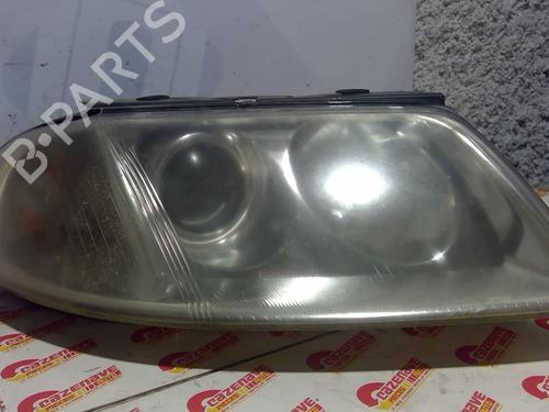 Højre forlygte VW PASSAT B5.5 (3B3) 1.9 TDI (130 hp) 25698719