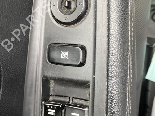 Used Left front window switch KIA CARENS IV 1.7 CRDi (136 hp) 31921291
