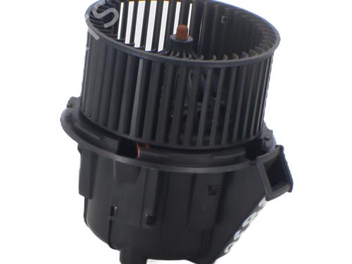 Heater blower motor CITROËN C4 CACTUS 1.2 THP 110 | BP36415662M62 - Image 2