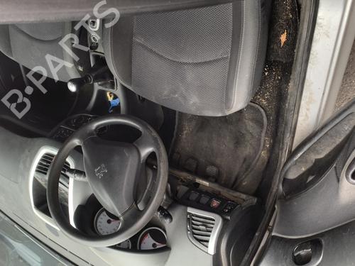 Klimabedienteil PEUGEOT 206+ (2L_, 2M_) 1.4 HDi eco 70 | BP30149588I5 