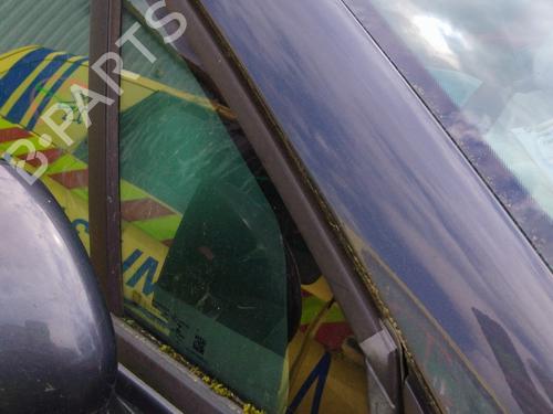 front-right-quarter-glass-fiat-500x-334_-2014-34524542 main image