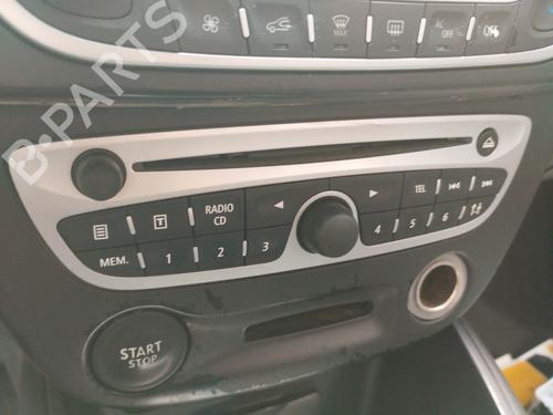 Radio RENAULT MEGANE III Hatchback (BZ0/1_, B3_) 1.5 dCi (BZ09, BZ0D, BZ1W, BZ29, BZ14) (110 hp) 25676453