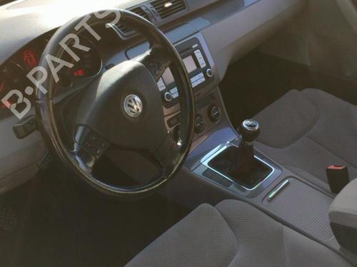 Left headlight VW PASSAT B6 Variant (3C5) 1.9 TDI | BP25683893C28 - Image 4