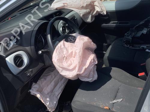 Fuel flap TOYOTA YARIS (_P13_) 1.5 Hybrid (NHP130_, NHP130) | BP29079309C131 