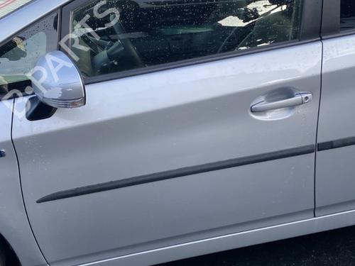 Porte avant gauche TOYOTA PRIUS (_W3_) 1.8 Hybrid (ZVW30) (136 hp) 31929387
