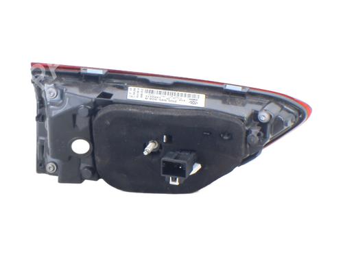 Right tailgate light VW POLO VI (AW1, BZ1, AE1) 1.0 TSI | BP37751112C80 - Image 4