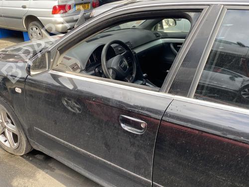 Used Front left exterior door handle AUDI A4 B7 Avant (8ED) 2.0 TDI (170 hp) 25680030