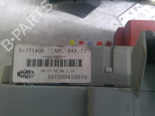 Used Electronic module Electronic module LANCIA YPSILON (843_) 1.3 JTD (843.AXD11, 843.AXD1A) (70 hp) 25699105 25699105