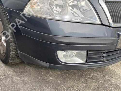 Used Right front fog light SKODA OCTAVIA II (1Z3) 1.9 TDI (105 hp) 28499082