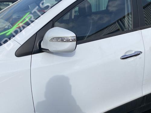 left-front-door-hyundai-ix35-lm-el-elh-2009-2010-2011-2012-2013-2014-2015-2016-32726268 main image