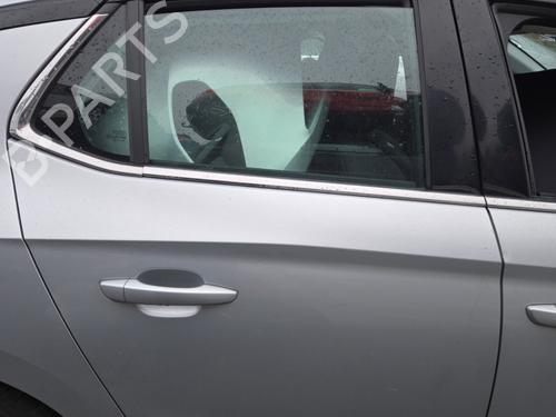 Højre bagtil udvendigt håndtag OPEL CORSA F (P2JO) 1.2 (68) (101 hp) 25685291