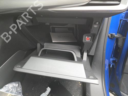 Used Glove box OPEL MOKKA MOKKA-e (76) (136 hp) 25685417