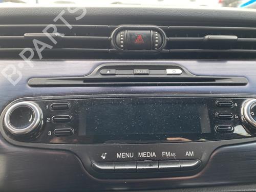 Used Radio Radio ALFA ROMEO GIULIETTA (940_) 1.6 JTDM (940FXD1A) (105 hp) 32784515 32784515