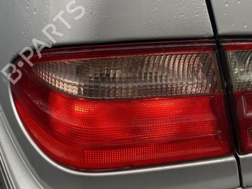 Venstre Baklys MERCEDES-BENZ E-CLASS (W210) E 270 CDI (210.016) (170 hp) 31271203