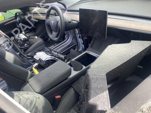 Engine TESLA MODEL Y (5YJY) Long Range All-wheel Drive | BP31969415M1