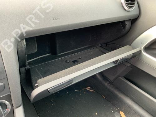 Used Glove box Glove box AUDI A3 (8P1) 2.0 TDI 16V (140 hp) 39937499 39937499