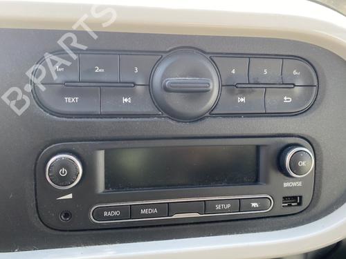 Used Radio Radio RENAULT TWINGO III (BCM_, BCA_) 0.9 TCe 90 (BCM9, BCM2) (90 hp) 33535741 33535741
