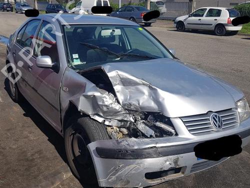 Feu arrière gauche VW BORA I (1J2) 1.9 TDI | BP25696491C34 