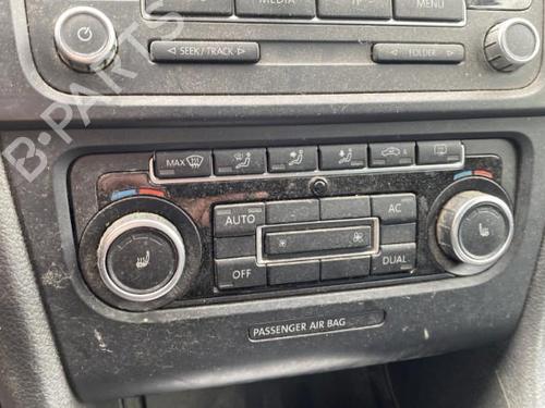 Used Climate control VW GOLF VI Variant (AJ5) 1.6 TDI (105 hp) 25916535