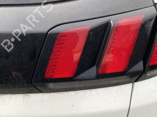 Used Right tailgate light PEUGEOT 3008 II SUV (MC_, MR_, MJ_, M4_) 1.6 BlueHDi 120 (120 hp) 32985274