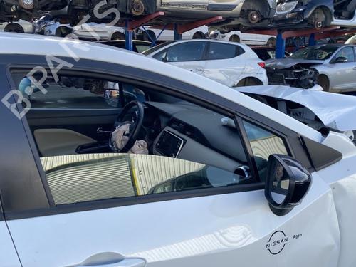 Retrovisor direito NISSAN MICRA V (K14) 1.0 IG-T (92 hp) 31671947