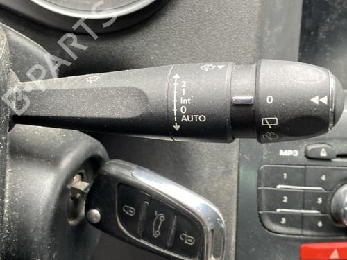 Used Steering column stalk CITROËN C4 II (NC_) 2.0 HDi / BlueHDi 150 (150 hp) 28427427