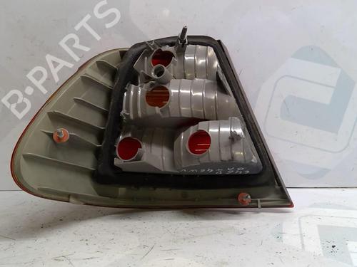 right-taillight-bmw-3-e46-1997-1998-1999-2000-2001-2002-2003-2004-2005-25687448 main image