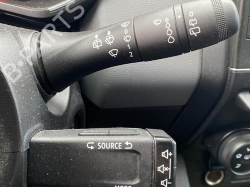 steering-column-stalk-renault-clio-v-b7_-2019-25694816 main image